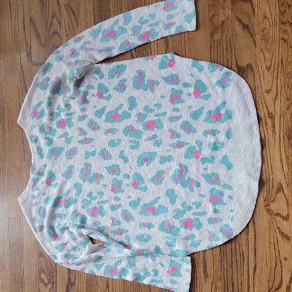 Pink & Turquoise Leopard Sweater - Picture 4 of 6
